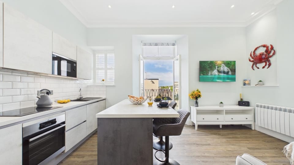 Apartment (1 Bedroom) | Private kitchen | Microwave, oven, stovetop, dishwasher