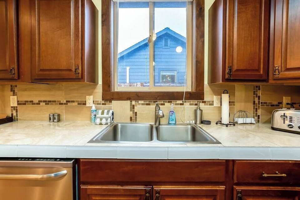 Large full sized sink.