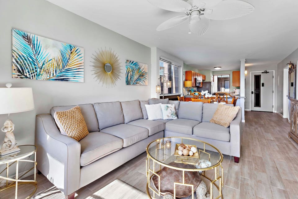 Ample seating for large groups
