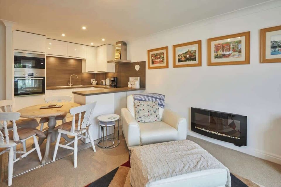 Riverrun, Whitby - Host & Stay