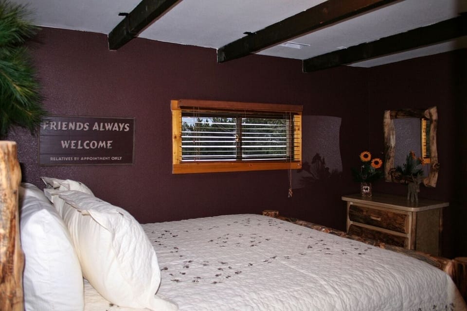 Cabin, 2 Bedrooms | 2 bedrooms, free WiFi