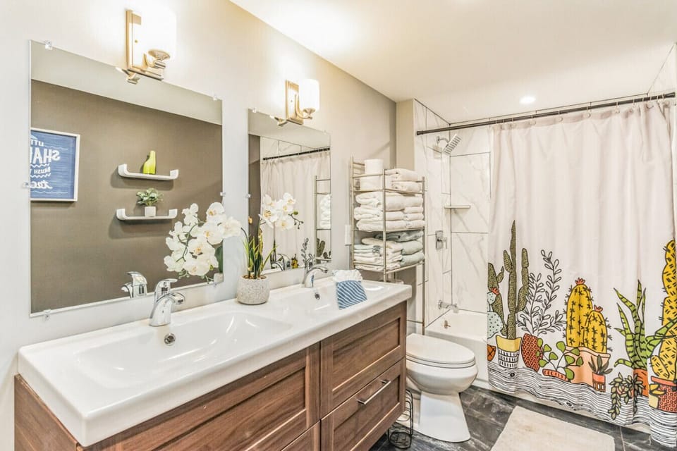 Fresh bathroom