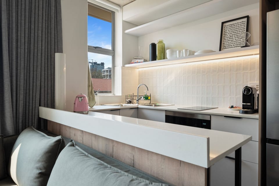 Grand Studio | Private kitchen | Fridge, microwave, oven, stovetop