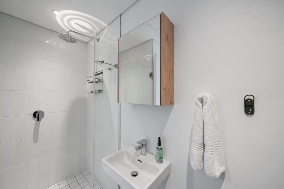 Six on N 302 Apartment in Sea Point