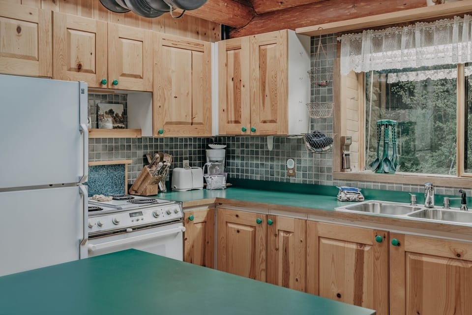 Indoors, Kitchen, Sink, Refrigerator, Sink Faucet