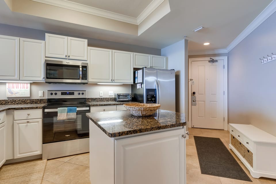 Kitchen | Cooking Basics | Coffee Maker | Trash Bags & Paper Towels Provided