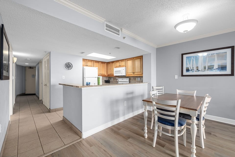 Kitchen/Dining