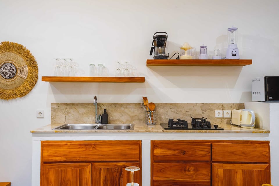 Basic Villa, 1 King Bed | Private kitchen | Fridge, microwave, stovetop, toaster