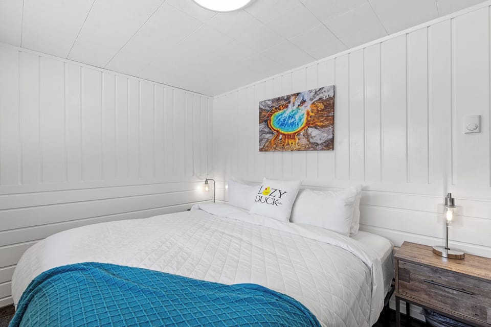 Guest room #1 with king bed