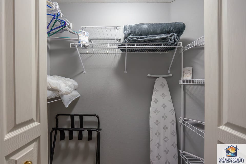 Walk in Closet