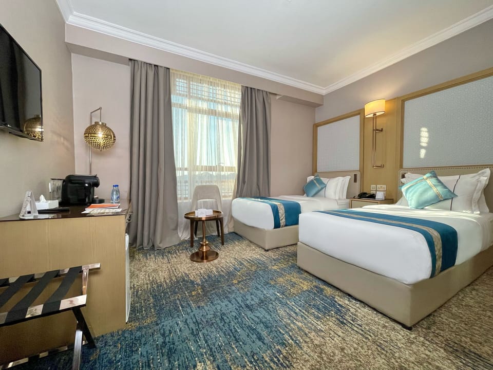 Standard Double Room | Desk, WiFi (free), bed sheets