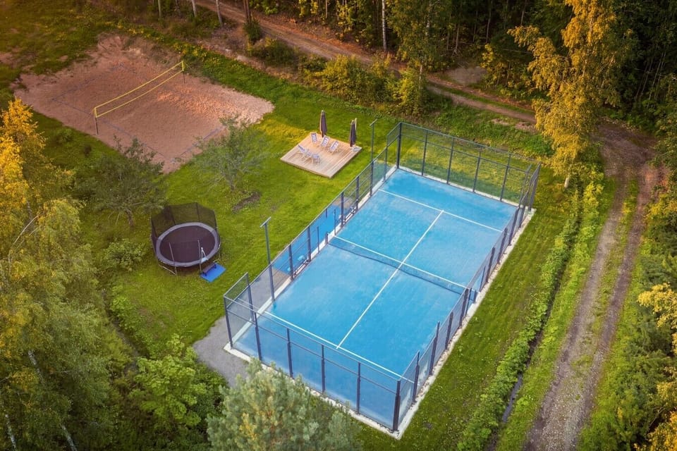 Sport court