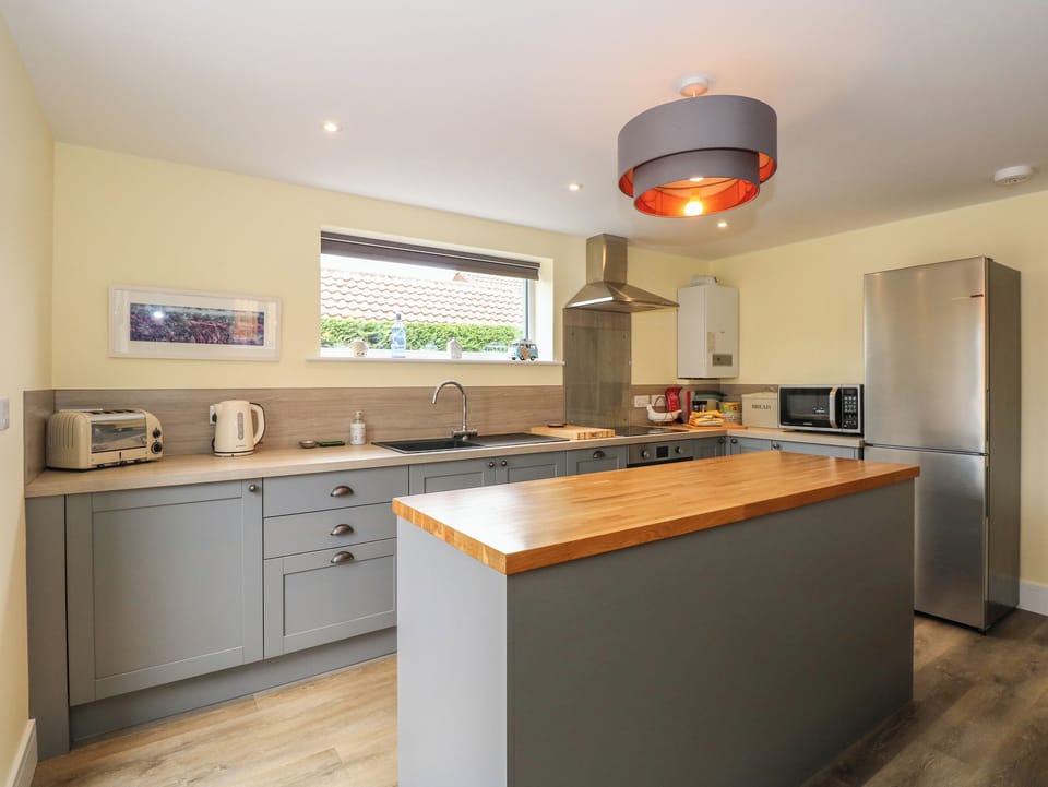 Fridge, dishwasher, electric kettle, toaster