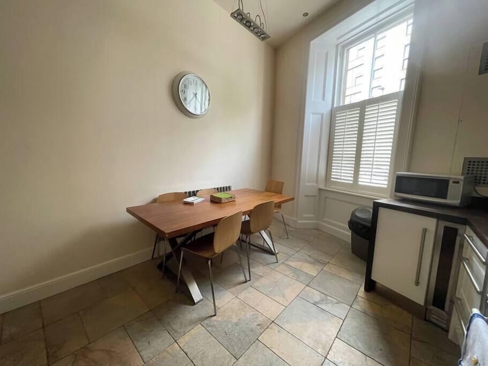 Kitchen (2)