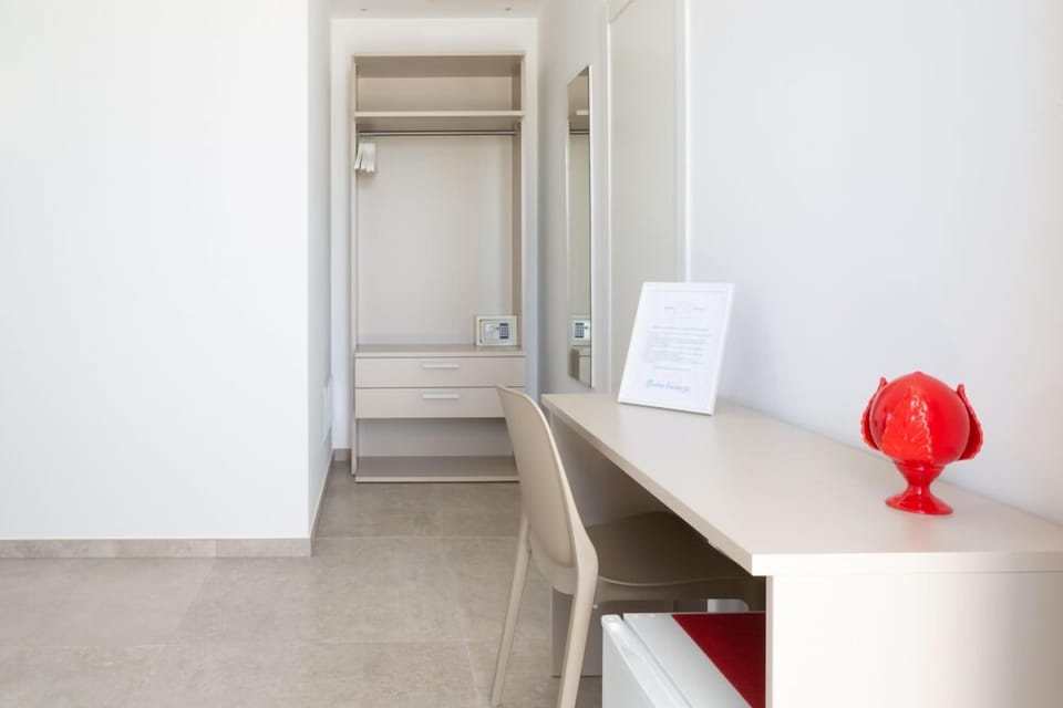 Standard Double Room | Premium bedding, memory foam beds, in-room safe, desk