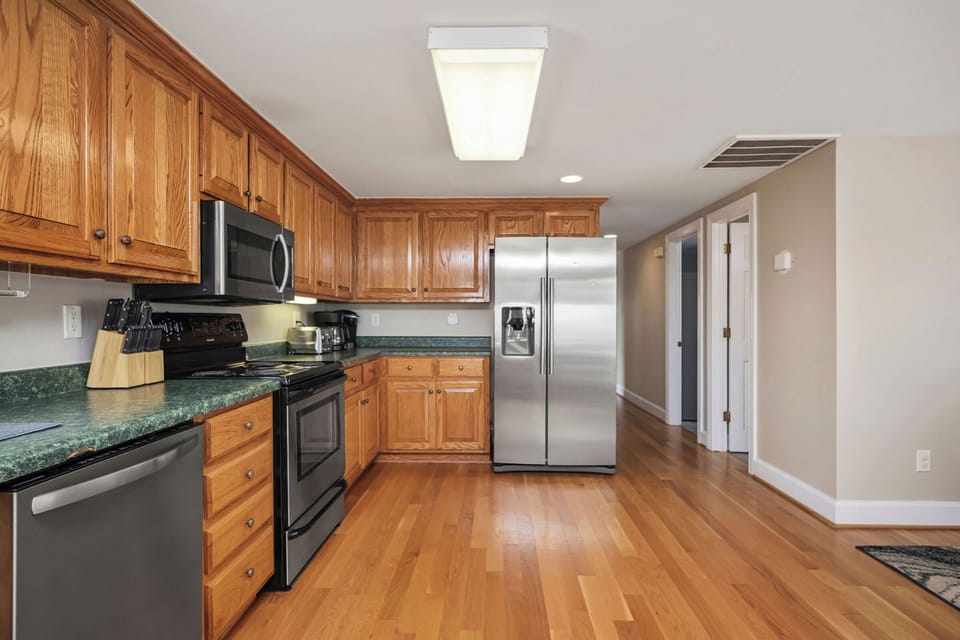Kitchen - West