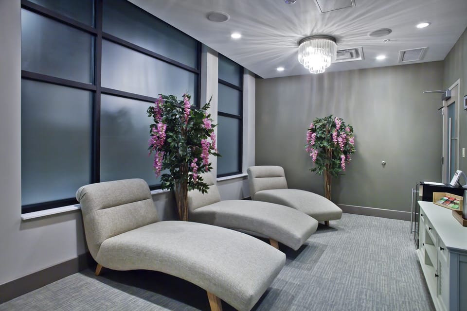 Sauna, hot tub, body treatments, hot stone massages