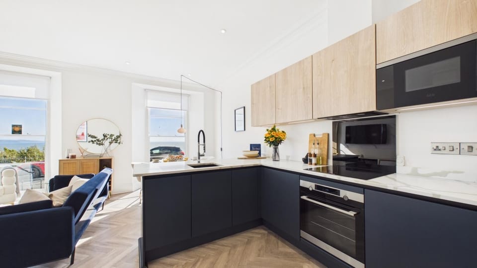 No. 4 Croft House - Luxury 2 Bed Apartment - Tenby (28658)
