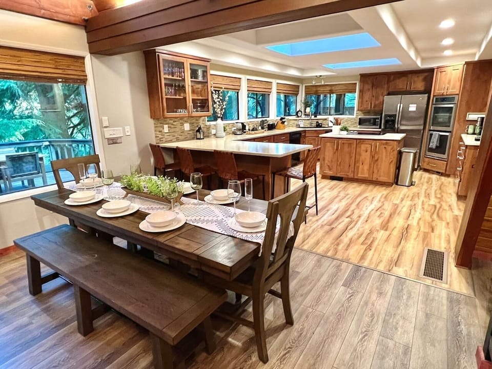 Main Floor Dining and Kitchen Area