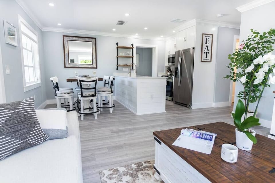 Fully equipped kitchen, space to entertain and plenty of room to relax make this home your perfect vacation home! 
