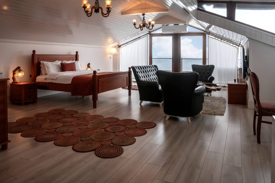 Exclusive Room | 1 bedroom, premium bedding, minibar, soundproofing