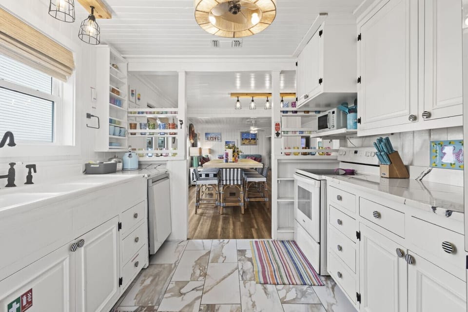 Main Kitchen...Fully Stocked!