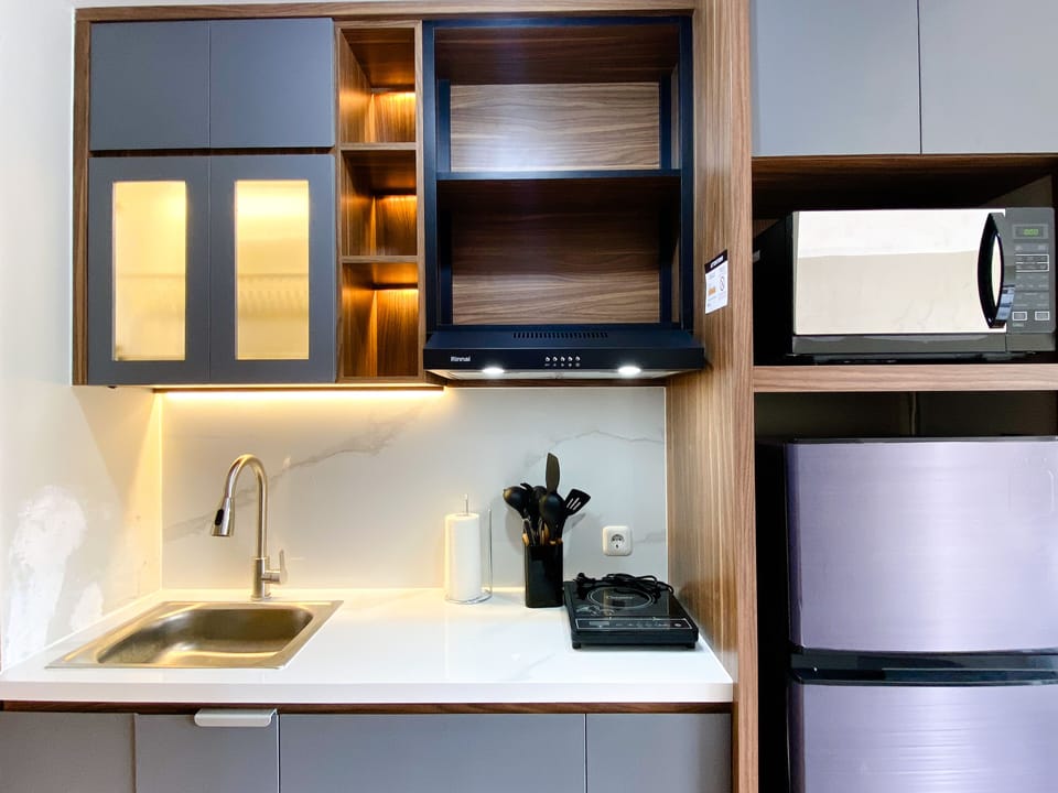 Studio | Private kitchen | Full-size fridge, stovetop, rice cooker