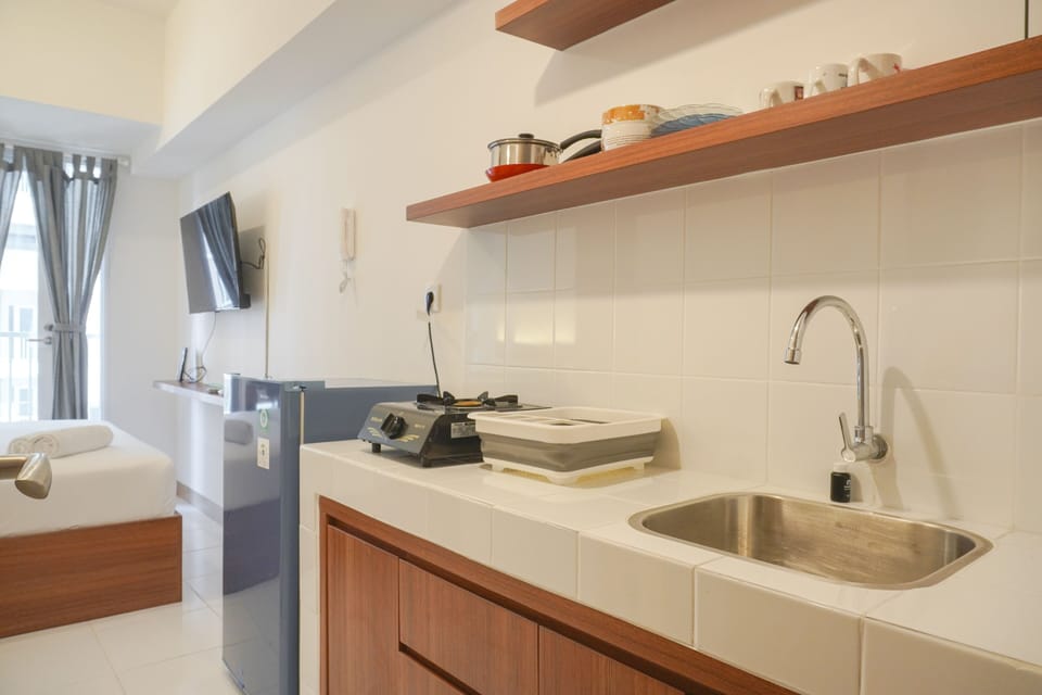 Studio | Private kitchen | Full-size fridge, stovetop, rice cooker