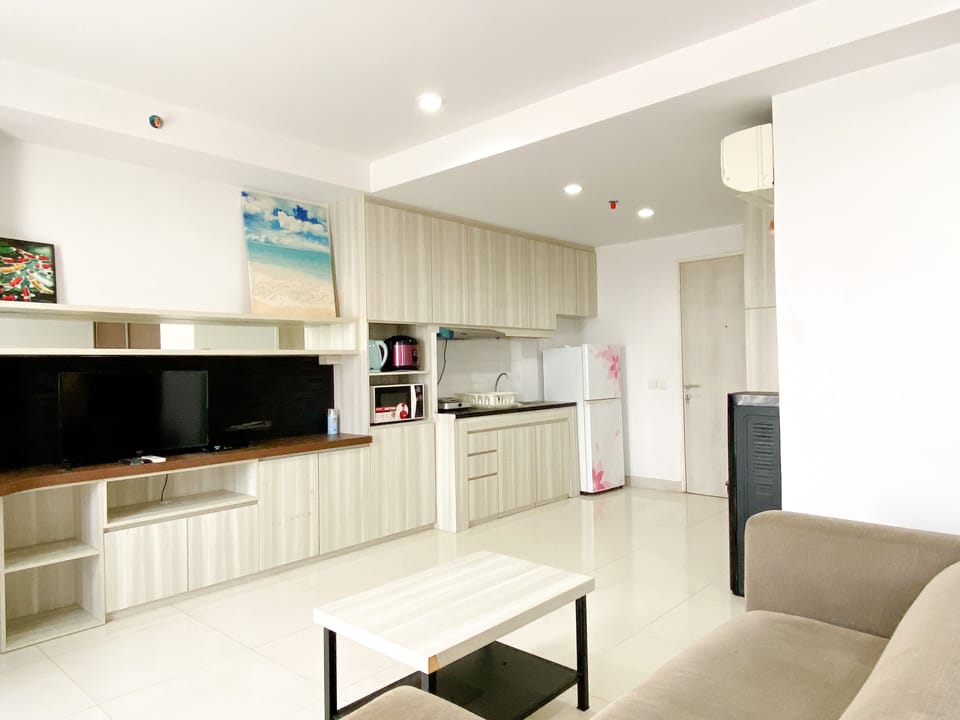 Studio | Living area
