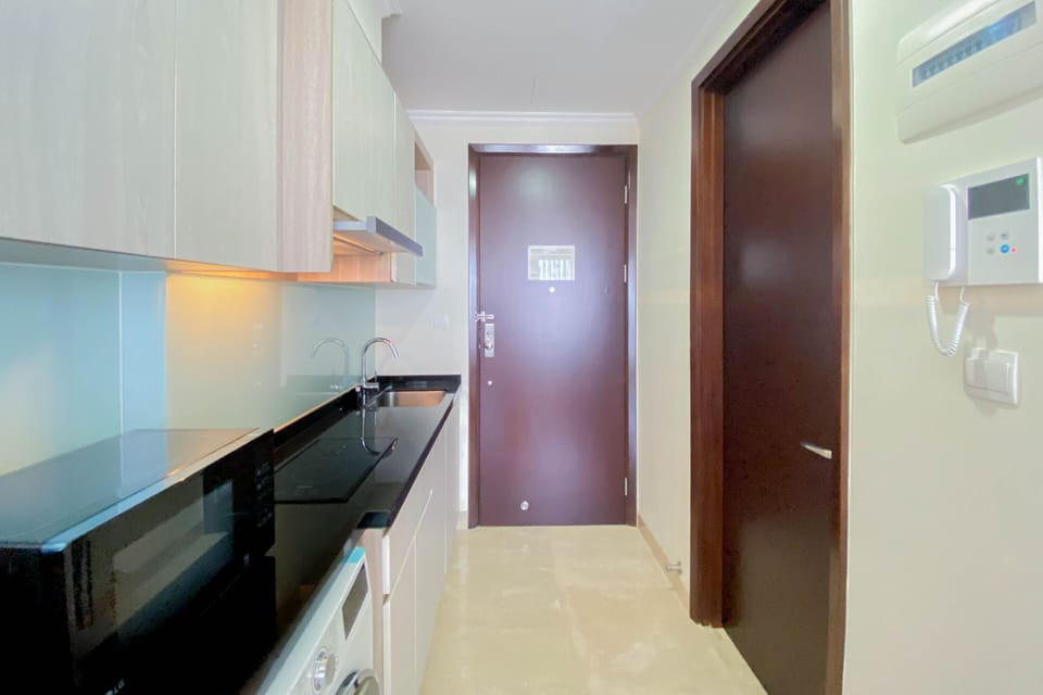 Studio | Private kitchen | Full-size fridge, stovetop, rice cooker