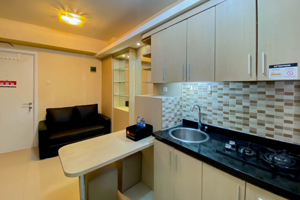 Apartment | Private kitchen | Full-size fridge, stovetop, rice cooker