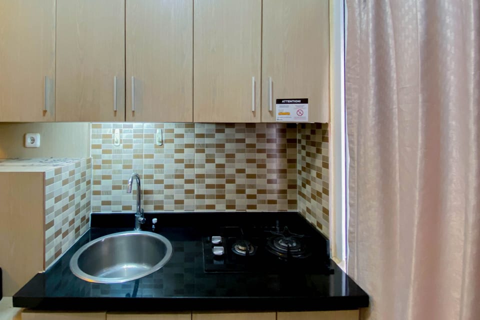 Apartment | Private kitchen | Full-size fridge, stovetop, rice cooker