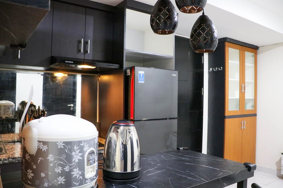 Apartment | Private kitchen | Full-size fridge, stovetop, rice cooker