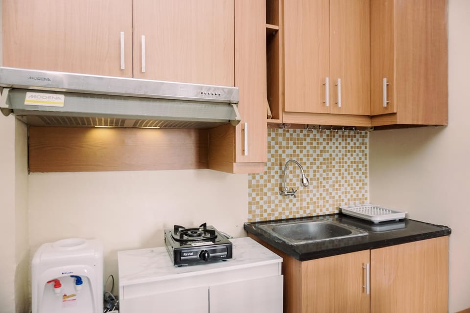 Apartment | Private kitchen | Full-size fridge, stovetop, rice cooker