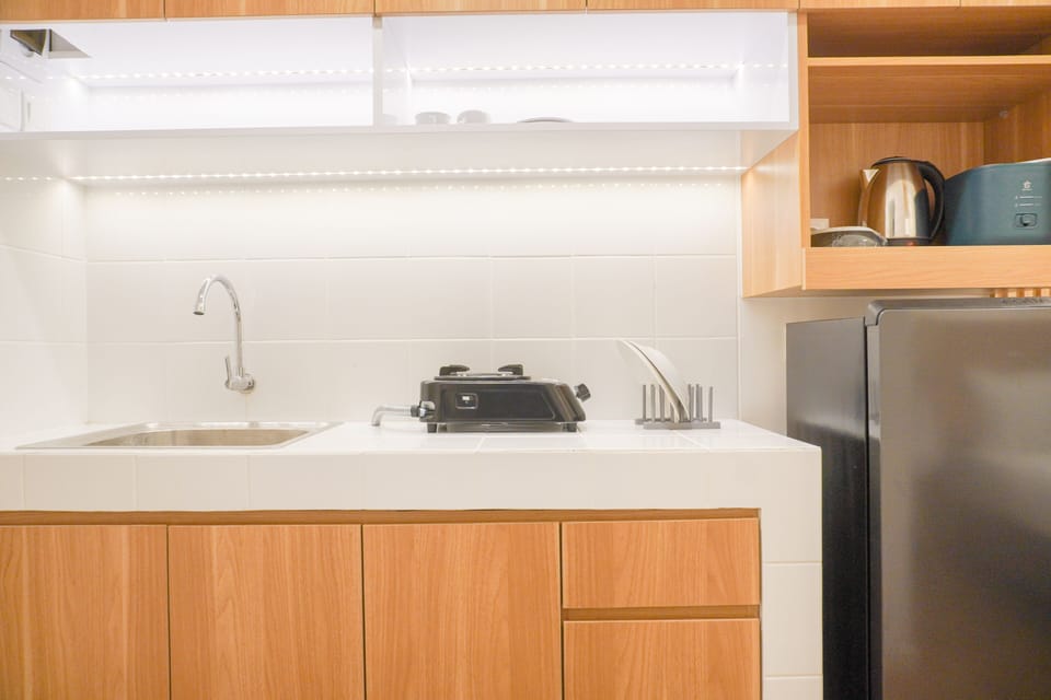 Studio | Private kitchen | Full-size fridge, stovetop, rice cooker
