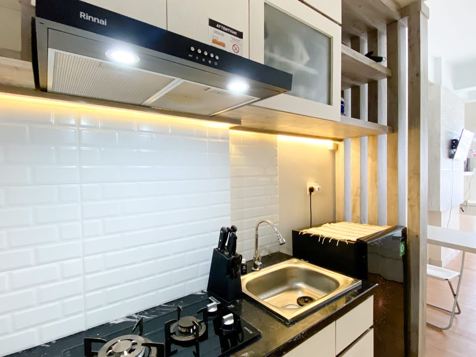 Studio | Private kitchen | Full-size fridge, stovetop, rice cooker