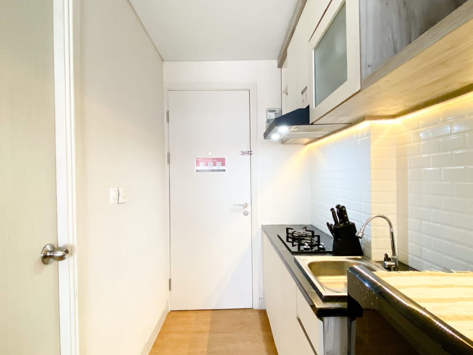 Studio | Private kitchen | Full-size fridge, stovetop, rice cooker