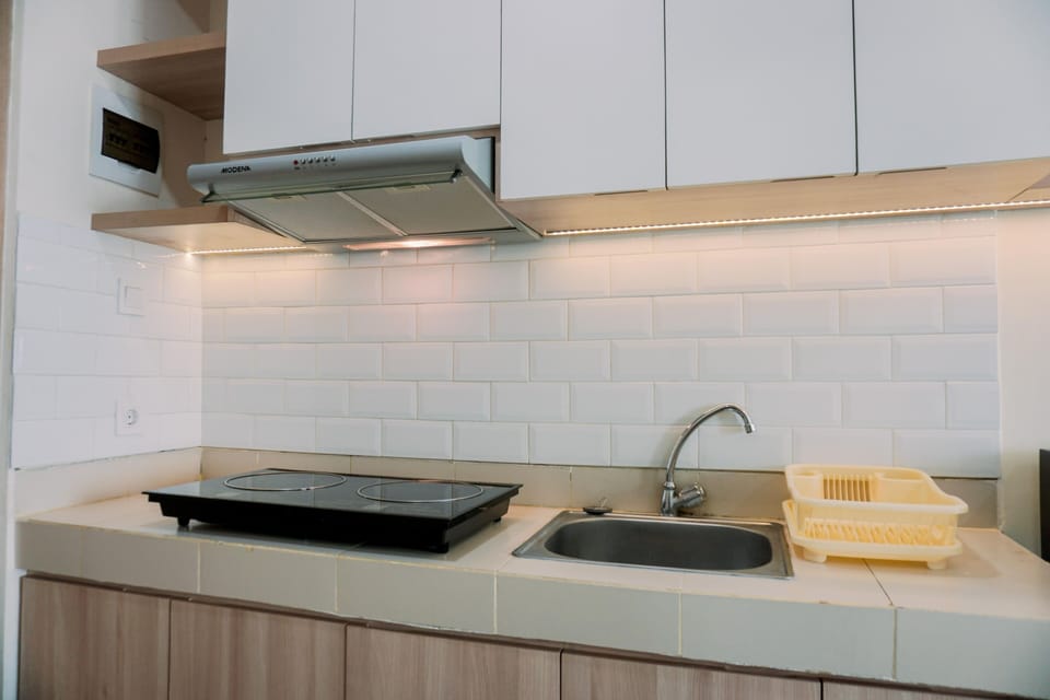 Studio | Private kitchen | Full-size fridge, stovetop, rice cooker