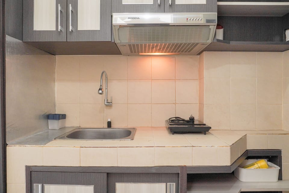 Studio | Private kitchen | Full-size fridge, stovetop, rice cooker, cookware/dishes/utensils