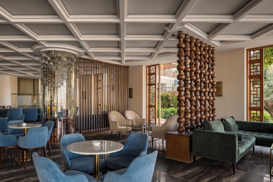 6 bars/lounges, 3 poolside bars, beach bar