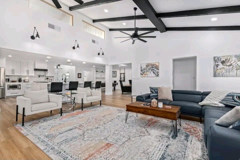 Open space living room 