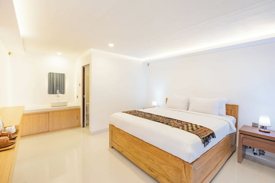 Suite, Mountain View | 1 bedroom, desk, free WiFi, bed sheets