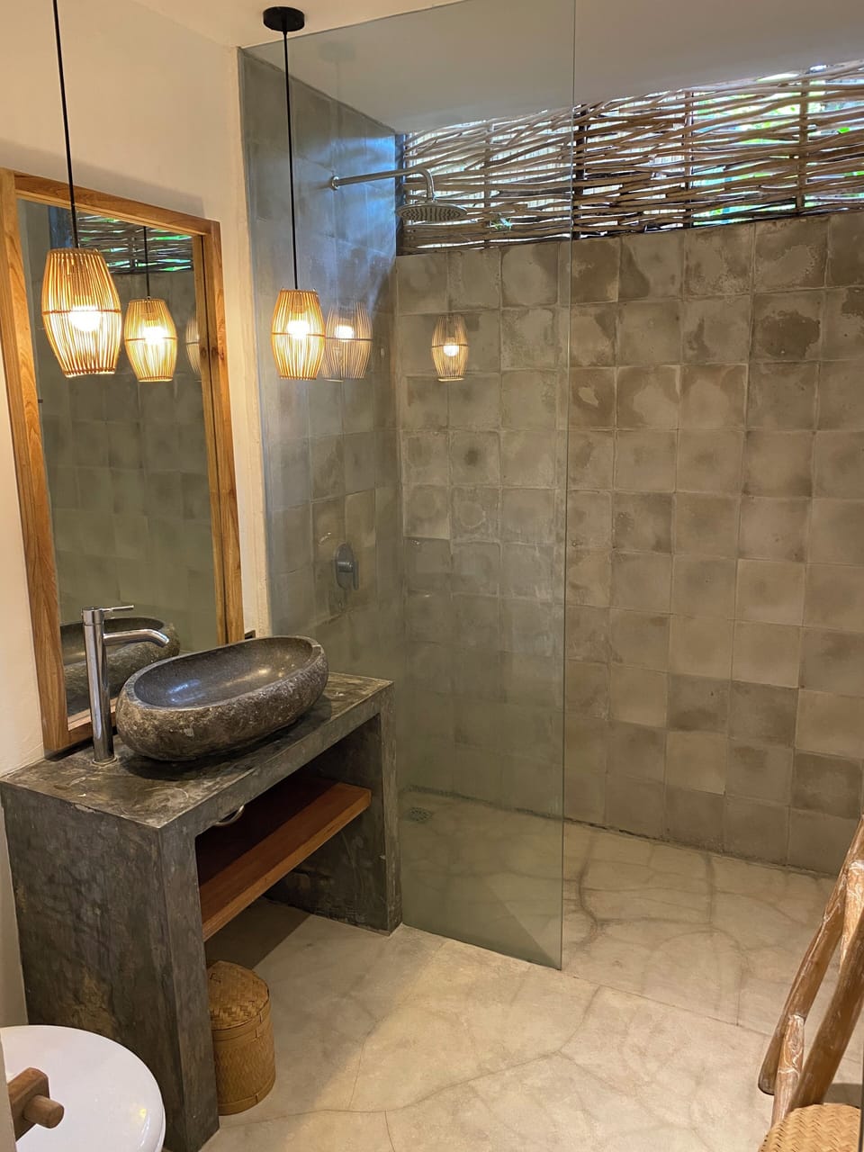Double Room | Bathroom | Shower, hair dryer, bathrobes, slippers