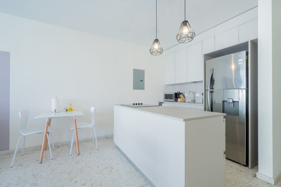 Kitchen bar