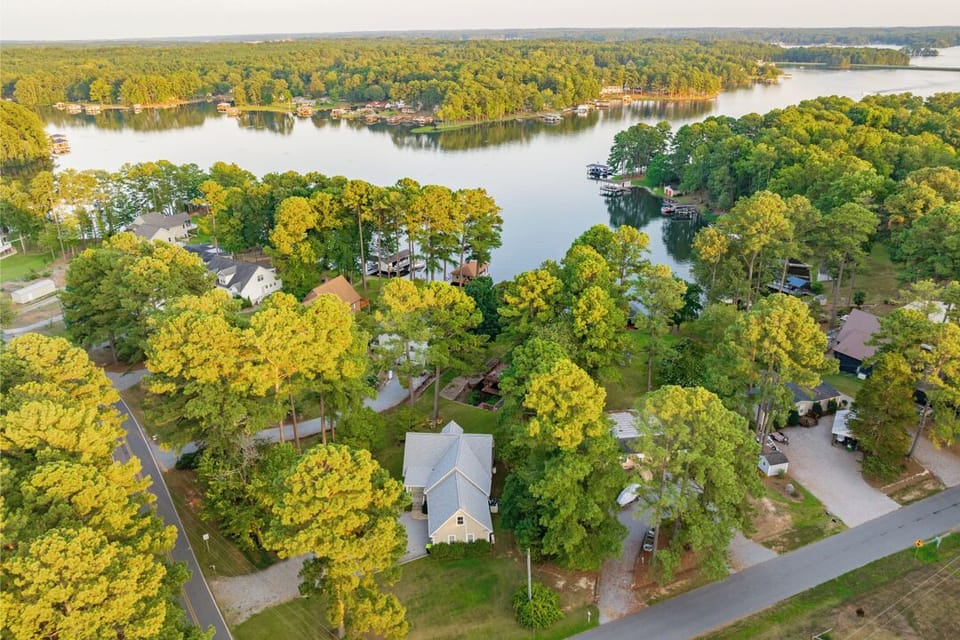 Gorgeous Bird's-Eye View!