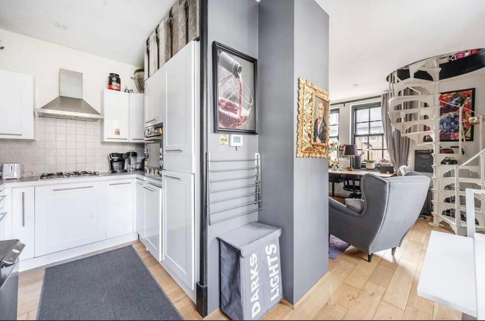 Apartment | Private kitchen | Fridge, oven, stovetop, dishwasher