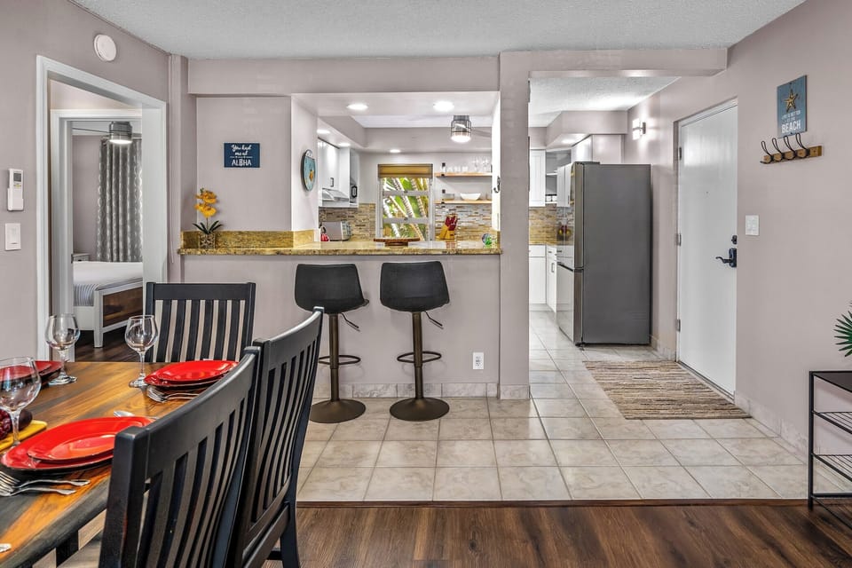 Indoor dining options