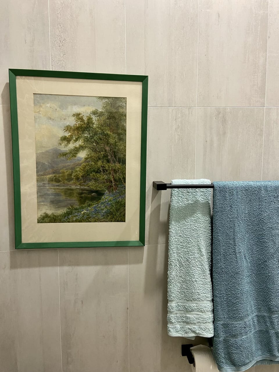 Seaview Room | Bathroom | Shower, designer toiletries, hair dryer, towels