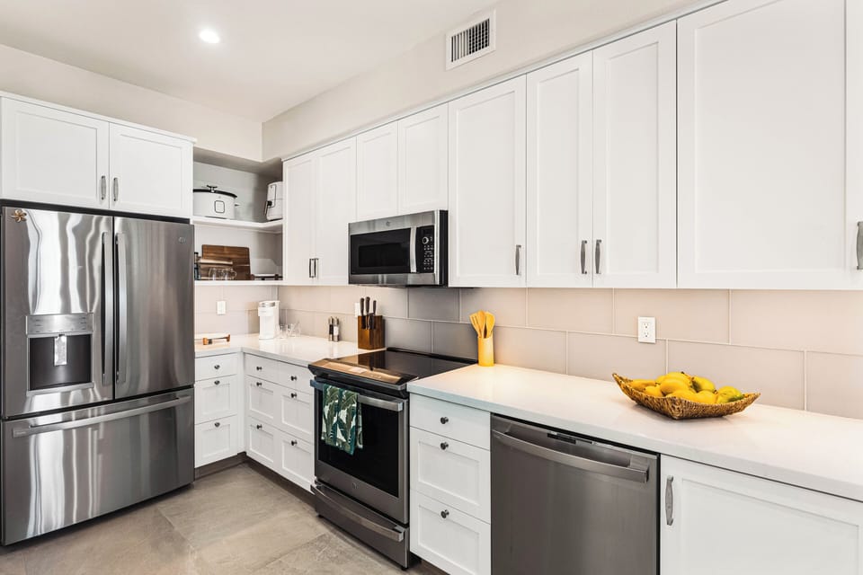 Full size Kitchen Appliances