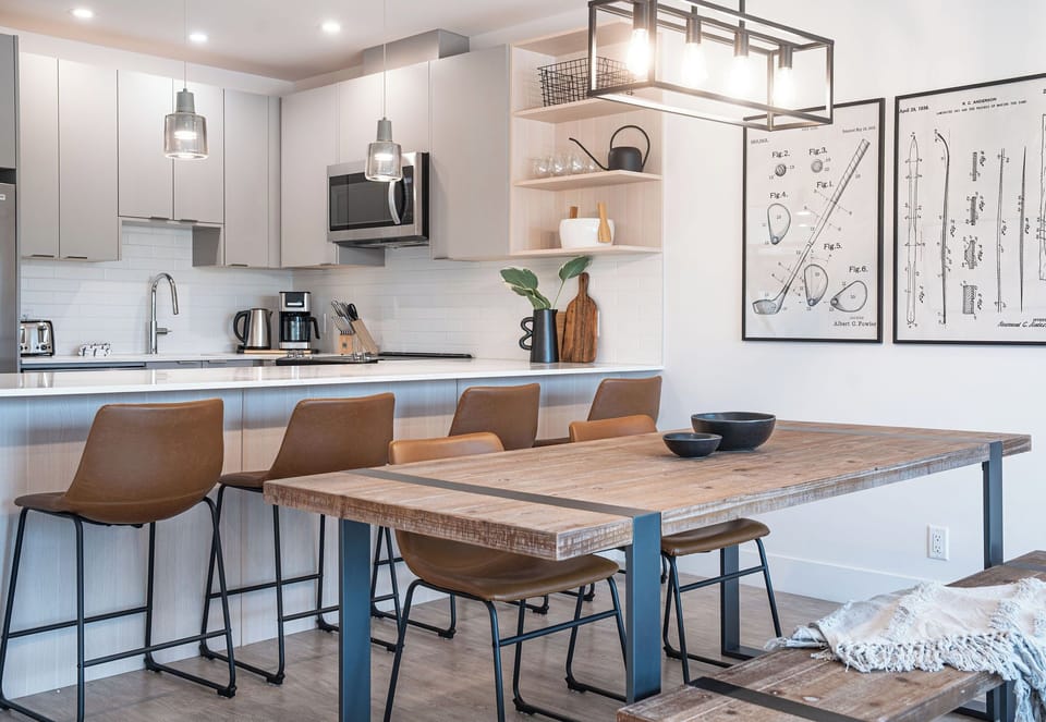 Condo | Private kitchen | Coffee/tea maker, full-size fridge, microwave, oven